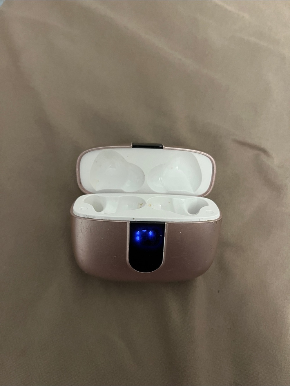 Wireless Earbuds Charging Case – Rose Gold & White